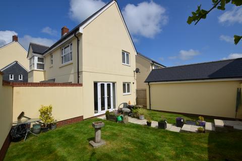 3 bedroom detached house for sale - Holmes Way, Bodmin, Cornwall, PL31