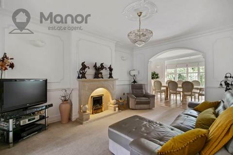 1 Rochester Gardens, Ilford, IG1 3LZ