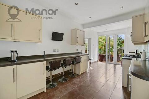 1 Rochester Gardens, Ilford, IG1 3LZ