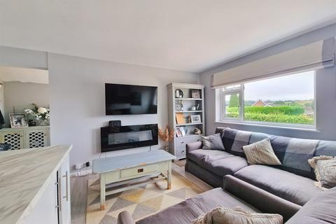 1 Spring Close, Bridport, DT6 3XL