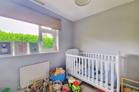1 Spring Close, Bridport, DT6 3XL