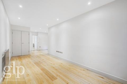 1 bedroom flat to rent, Berwick Street, Soho, W1F