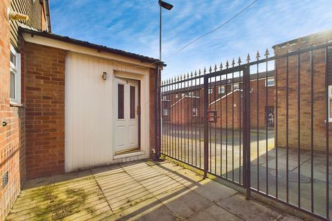 2 bedroom terraced house for sale, Cabul Close, Warrington, WA2