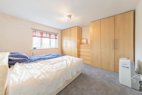 66 Highview Avenue, Edgware, HA8 9UA