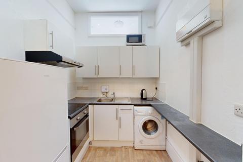 2 bedroom flat to rent, Lansdowne Road, Hove, BN3