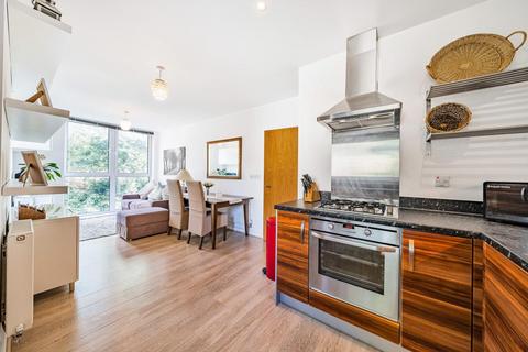 10, George Court Norstead Place, London, SW15 3SA