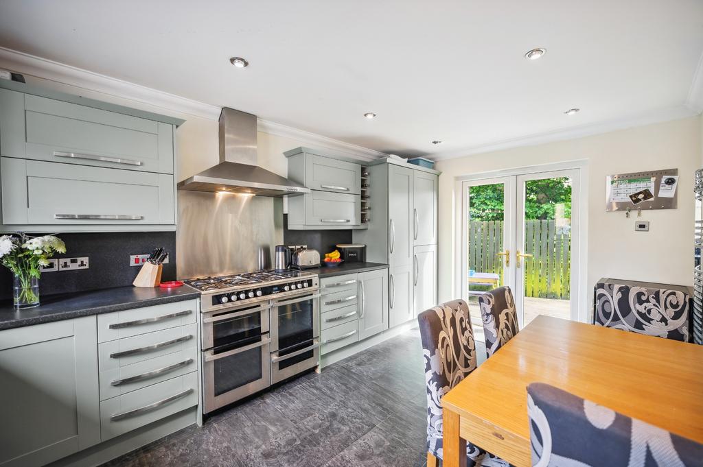 Hillpark Drive, Bannockburn, Stirling, FK7 0HR 3 bed detached house for