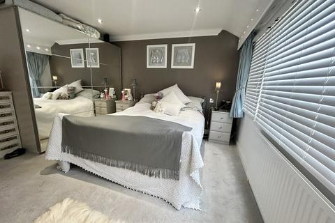 9 Bellamy Close, Shirley, Solihull, B90 3DJ