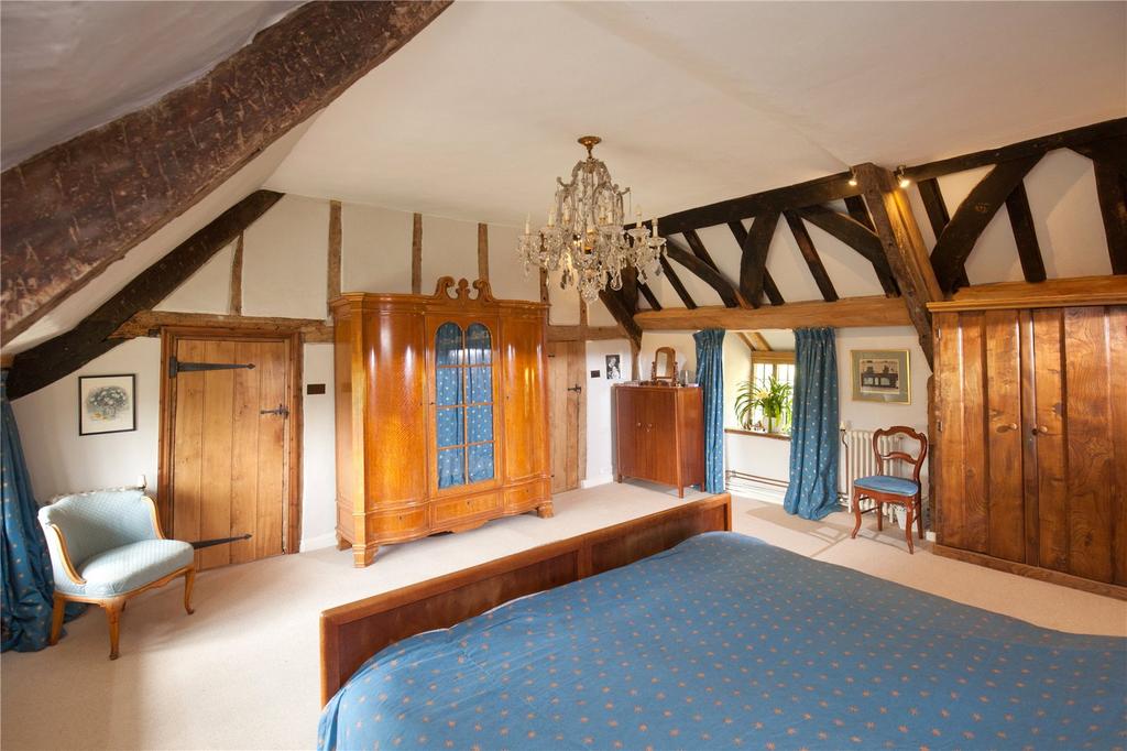 Main Bedroom