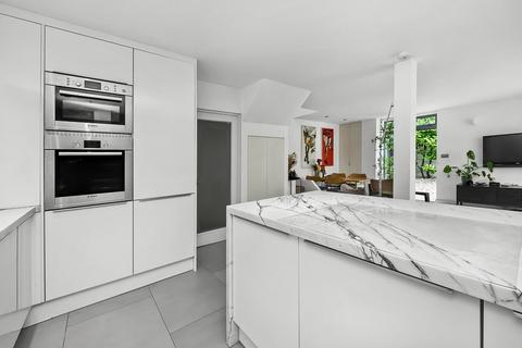 2 bedroom semi-detached house to rent, Tilson Close, Camberwell, SE5