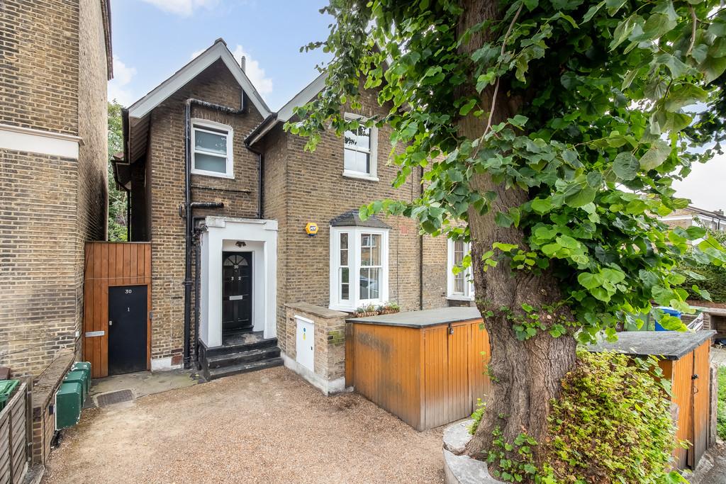 Bird in Bush Road, Peckham, SE15 2 bed apartment for sale £450,000