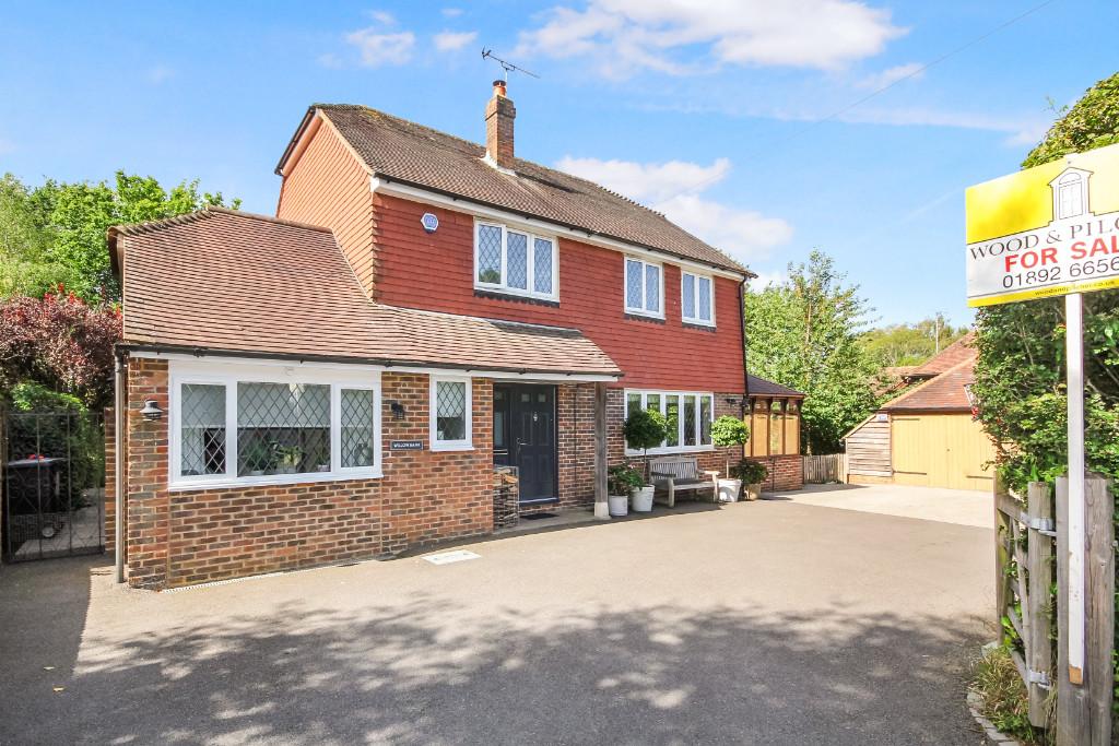 Yew Tree Lane, Rotherfield 5 bed detached house £875,000