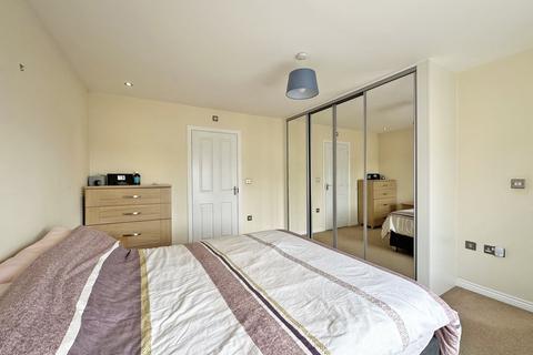 61 Penwethers Crescent, Truro, TR1 3GH