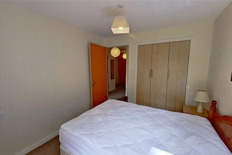 2 bedroom flat to rent, Giles Street, Edinburgh, Midlothian, EH6