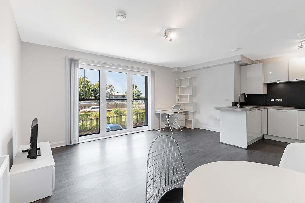 Apartment in Glasgow, Thornwood, Broomhill - View 2
