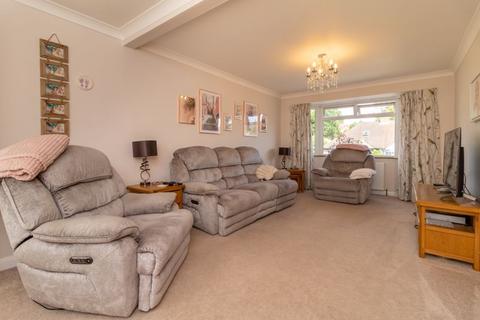 4 bedroom semi-detached house for sale, Ninehams Close, Caterham