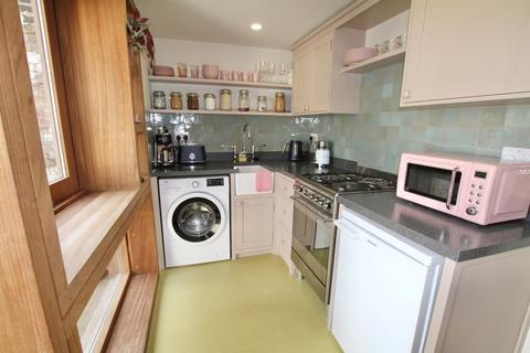 2 bedroom terraced house for sale - Middle Street Conservation Area