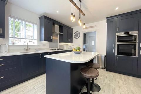 218 Treffry Road, Truro, TR1 1UF