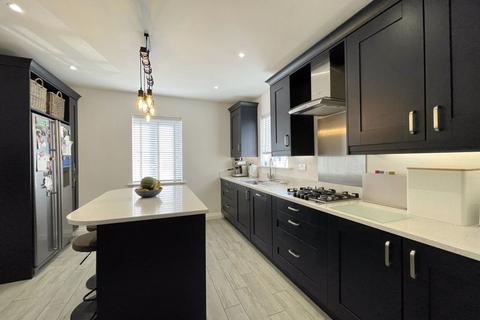 218 Treffry Road, Truro, TR1 1UF