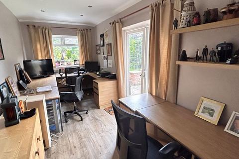 88 Hollyfield Road, Sutton Coldfield, B75 7SH