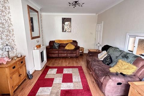 88 Hollyfield Road, Sutton Coldfield, B75 7SH