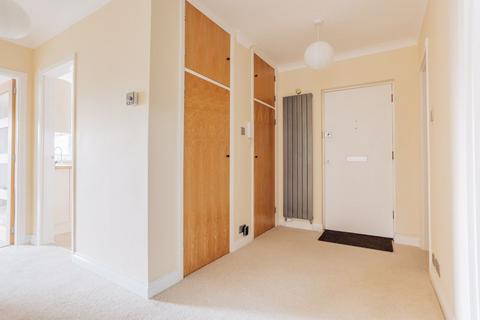 2 bedroom apartment to rent, 12 Haslemere Avenue, Christchurch BH23