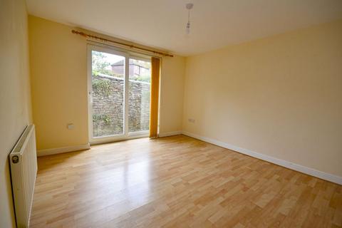 Flat 9, Albion Court Castor Road, Brixham, TQ5 9PY