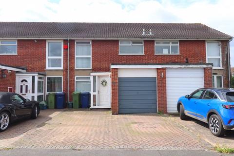 2 Pound Close, Brockworth, Gloucester, GL3 4UR