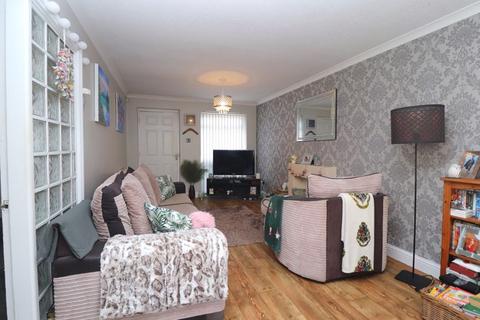 2 Pound Close, Brockworth, Gloucester, GL3 4UR