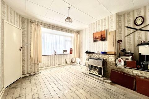 29 Bryans Close Road, Calne, SN11 9AB