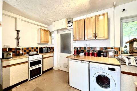 3 bedroom terraced house for sale, Woodhill Avenue, Calne SN11