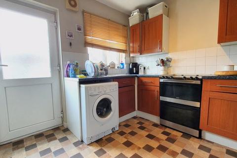 44 Ashgrove Avenue, Gloucester, GL4 4NF