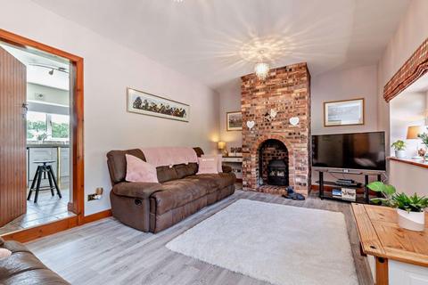 4 bedroom equestrian property for sale, Rhos Avenue, Penyffordd CH4