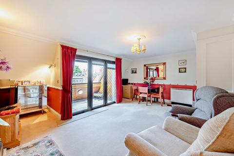 1 bedroom apartment for sale, Knightsbridge Court, Chester CH1