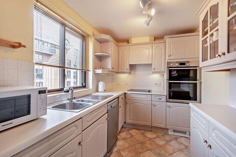 1 bedroom apartment for sale, Knightsbridge Court, Chester CH1