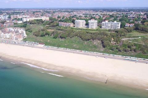 3 bedroom apartment for sale, Boscombe Cliff Road, Boscombe Spa, Bournemouth