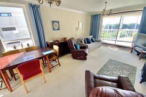 3 bedroom apartment for sale, Boscombe Cliff Road, Boscombe Spa, Bournemouth