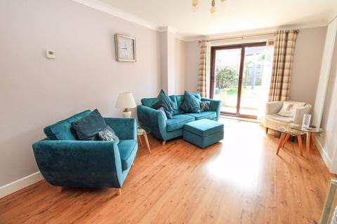 28 Dove Close, Sandy, SG19 2UT