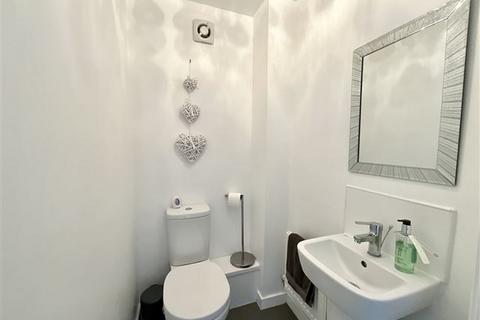 9 Spitfire Road, Sheffield, S13 7AD