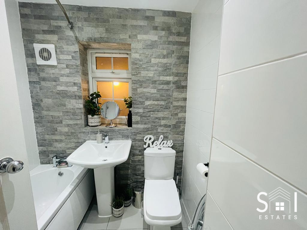 Bathroom..png