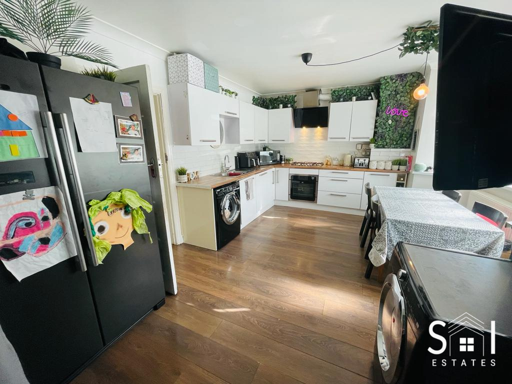 Kitchen....png