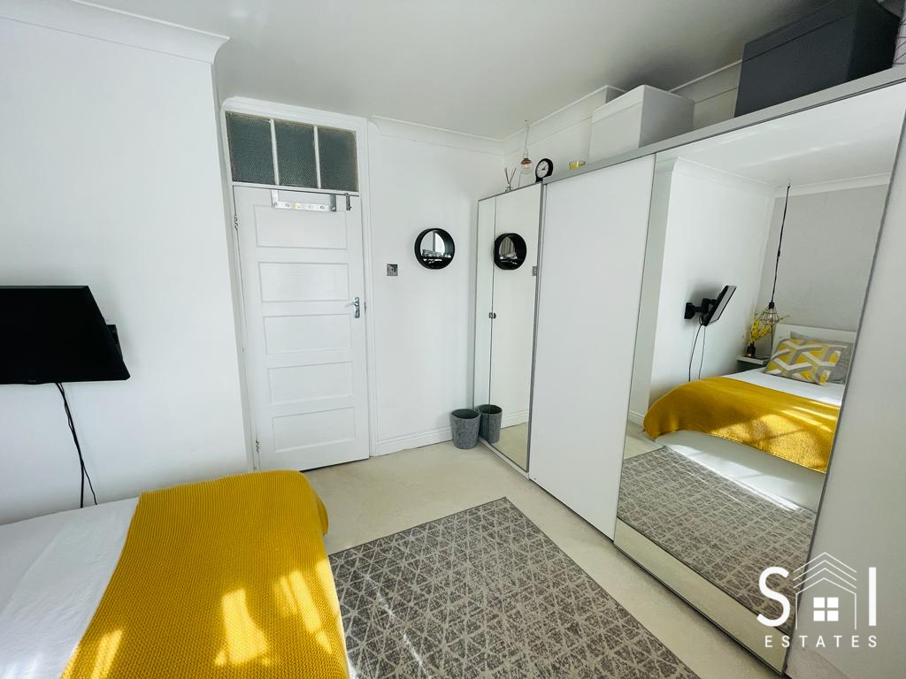 Bedroom1..png