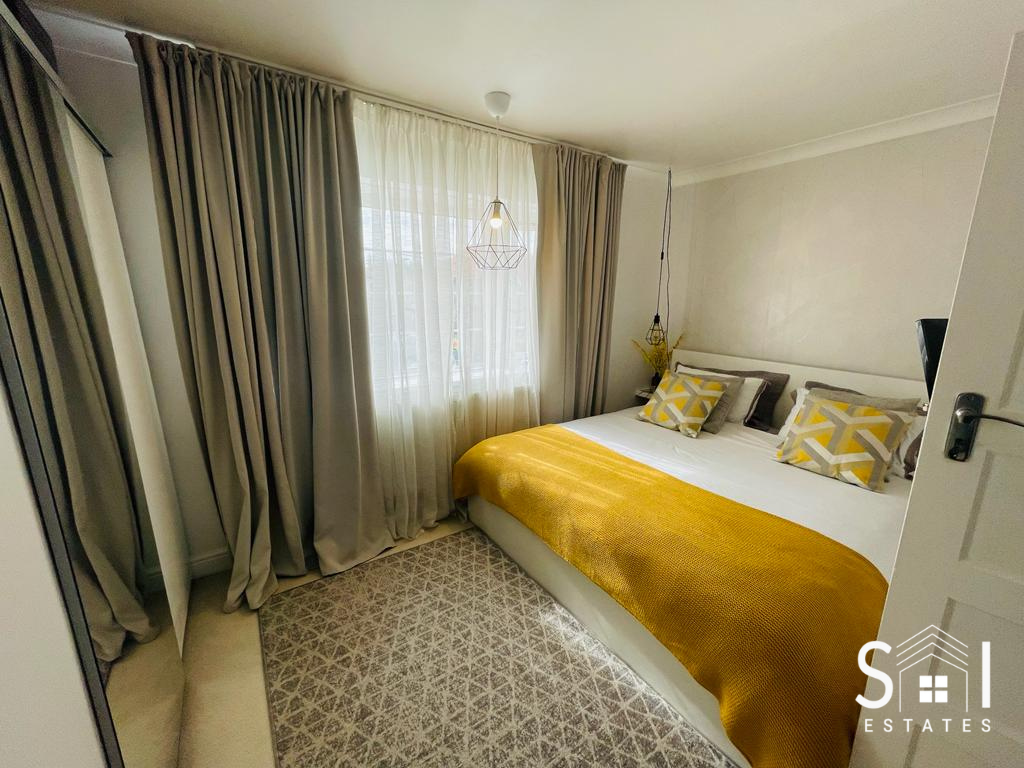 Bedroom1...png