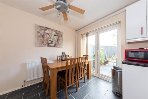 29 Cowdray Close, Luton, LU2 8QS