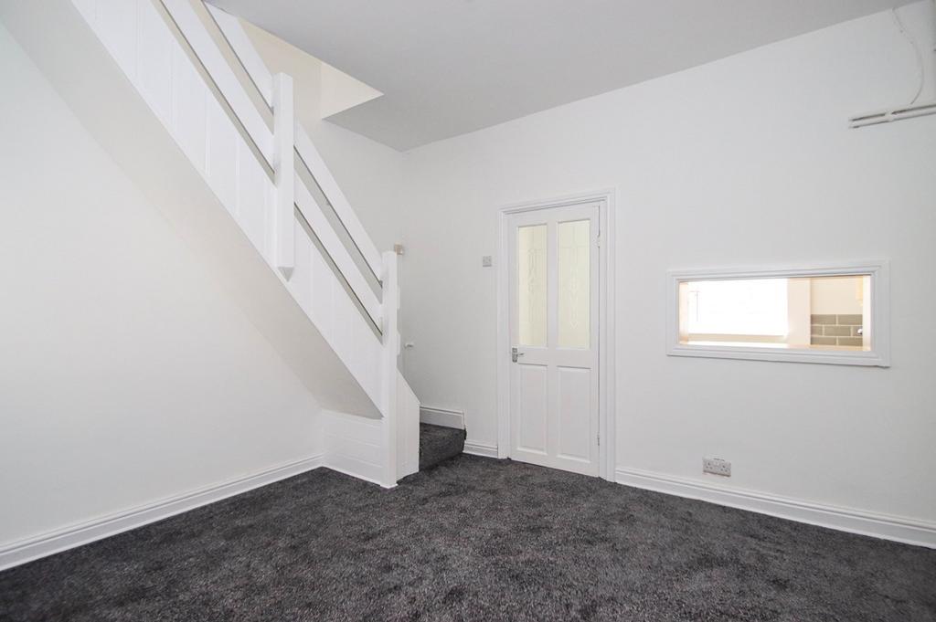Garden Street, Eccles, Manchester, M30 2 bed terraced house £825 pcm