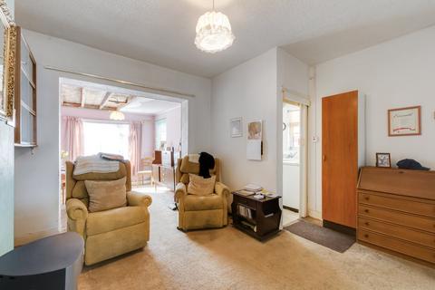 22 Cedar Avenue, Sidcup, DA15 8NL