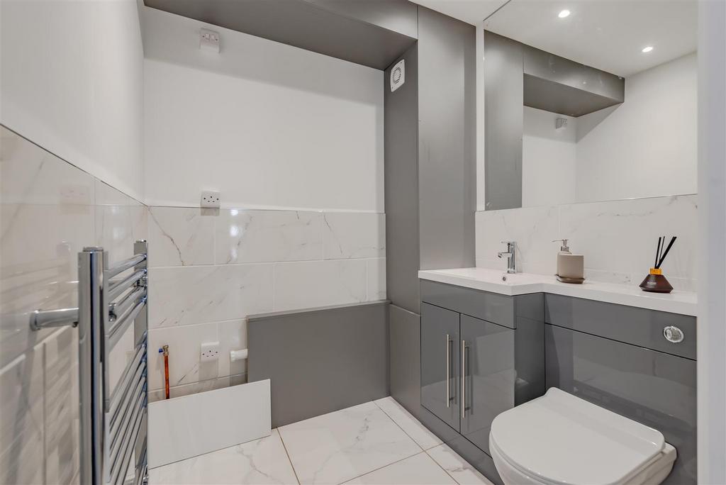 30a Sandcross Lane 16.jpg