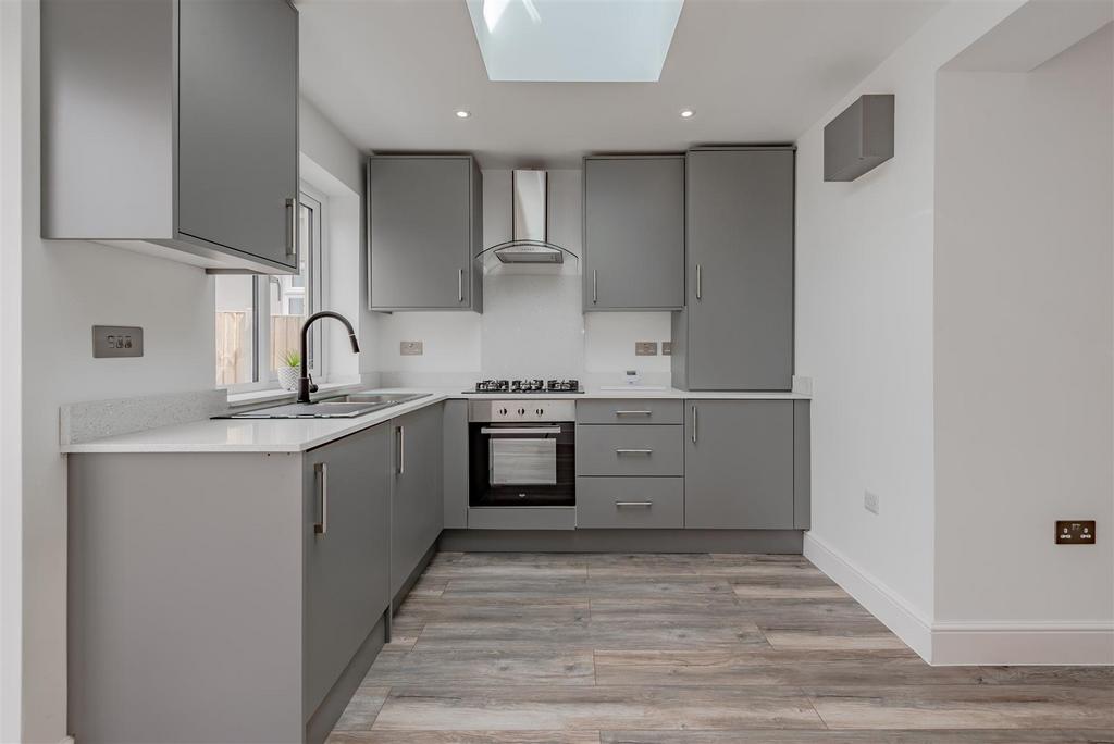 30a Sandcross Lane 21.jpg