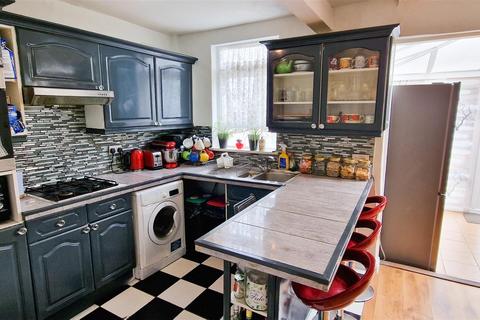 660 Mitcham Road, Croydon, CR0 3AB