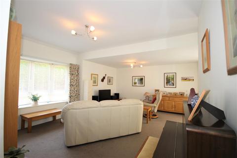 Merlin Castle Lane, Bramber, Steyning, BN44 3FB